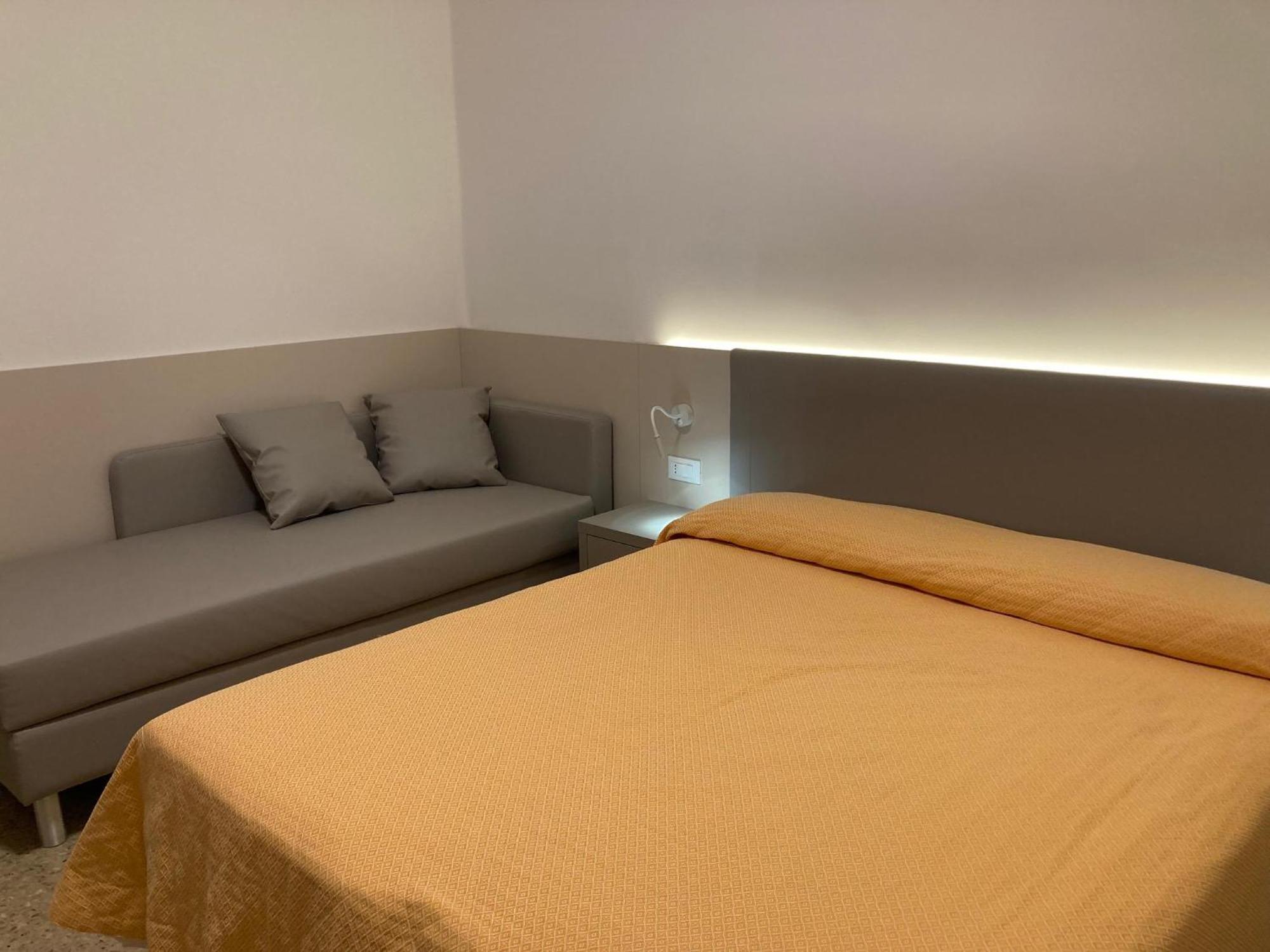 Hotel Giacomazzo Caorle Exterior foto