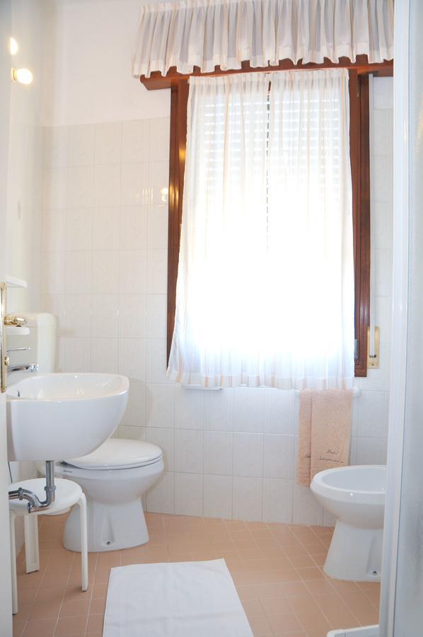 Hotel Giacomazzo Caorle Exterior foto