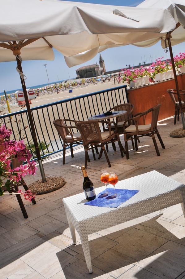 Hotel Giacomazzo Caorle Exterior foto